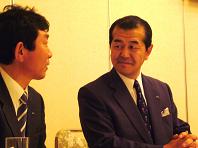 2008.11投資家説明会代表＆中川氏.JPG