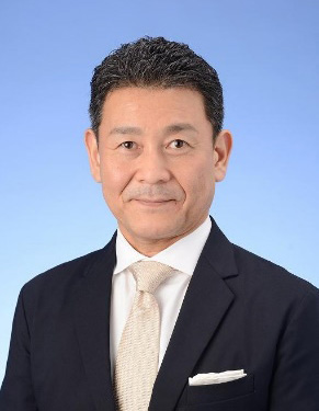 益山 健一 氏